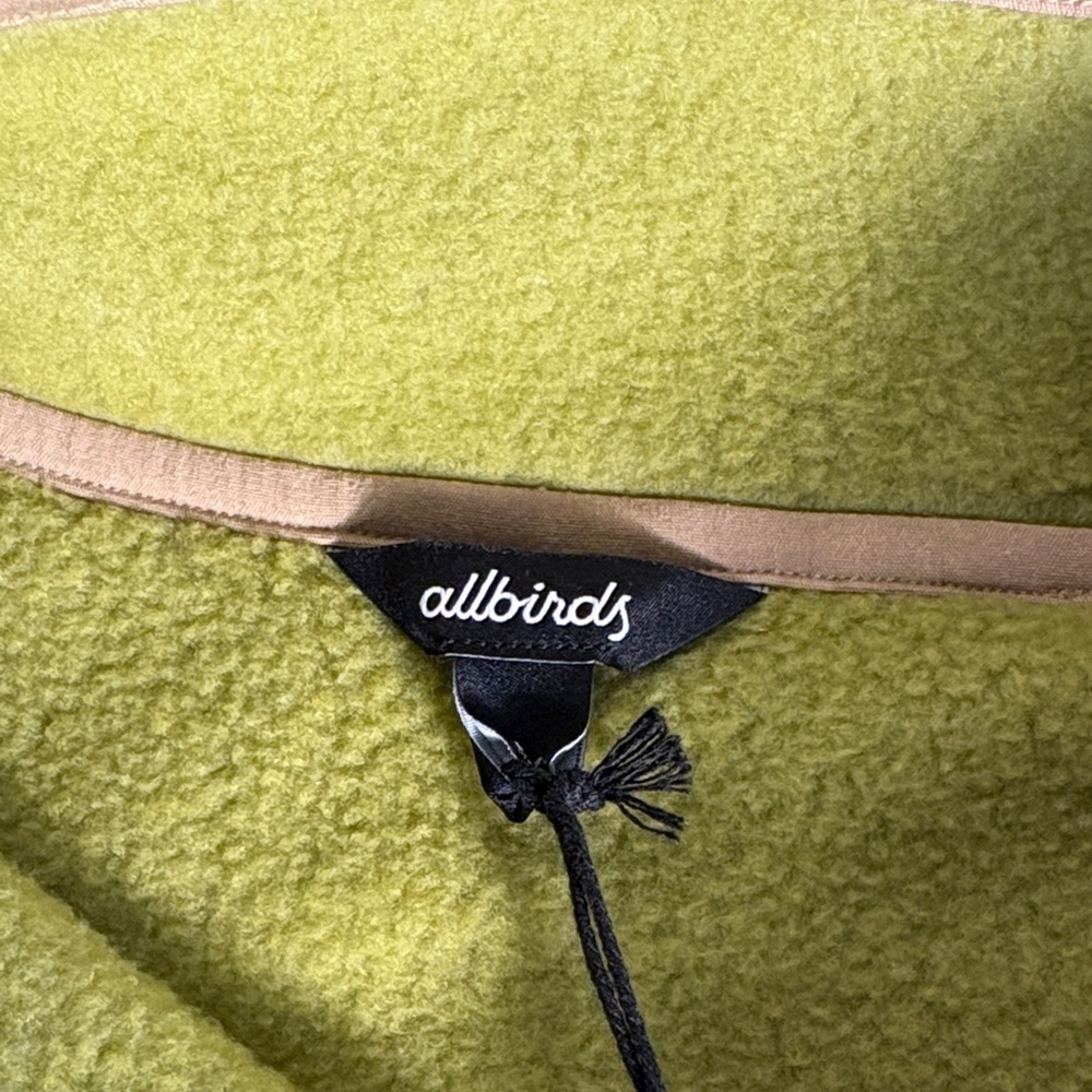 Allbirds Green and Tan Women's Turtleneck Sweater - Picture 8 of 9